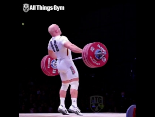 @aurimas didzbalis (94kg, lithuania) snatching 180kg! this was a do or die attempt to stay in competition after he missed his fi