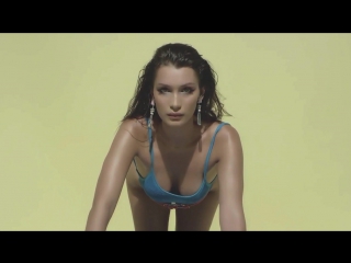 День 1 белла хадид (bella hadid) в календаре love 2016 (rankin) 1080p