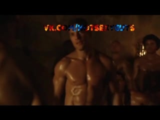 Голые актёры из фильма спартак под песню! не я установил её,так было))!!!