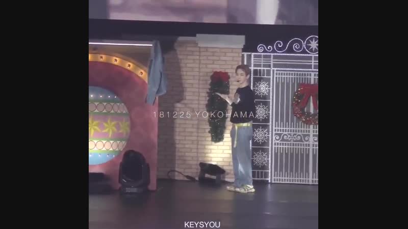 181222 kobe 181225 yokohama 두 손 꼭 모으고 인사하는 것도 두다다다 뛰어 들어가는 것도 다 넘 예쁘고 사랑스러운 기범이 정말 바