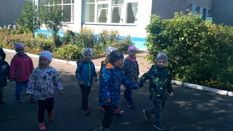 Вагончики ходят строем