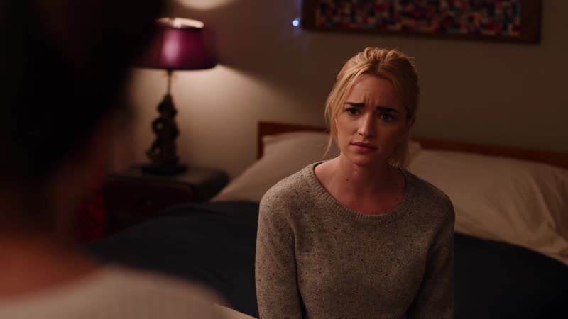 Ginny and georgia s01e10