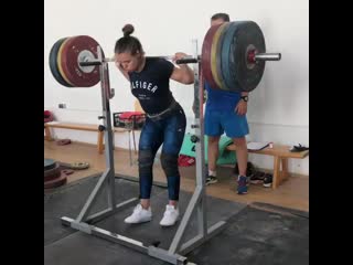 Toma loredana приседания 190