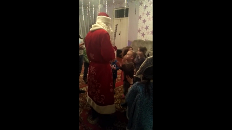 Новорічне свято р апостолово