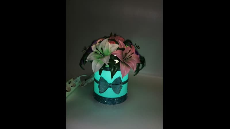 Мк букет лилий в шляпной коробке светильник из изолона быстро и легко