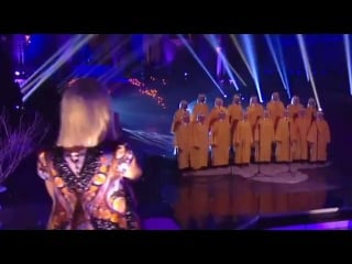 Sia chandelier (live at trailblazers awards 2014)