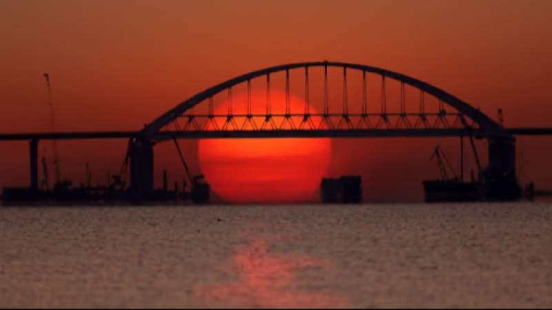 Украшение юга россии самые живописные кадры крымского моста