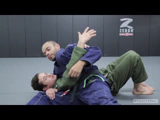 Caio terra 3 hon kesa gatame hip sweep escape defending punches