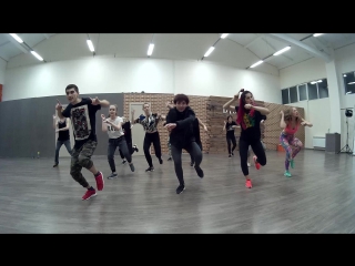 Dancehall basic class by @alena gumennaya | pull up