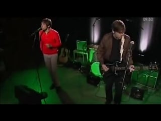 Peter bjorn and john young folks (live nyhetsmorgon 2006)