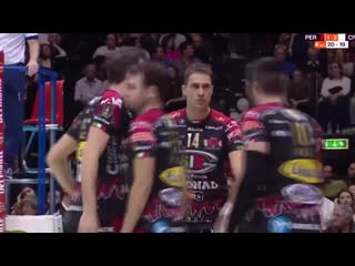 Perugia 4 points in a row by leon serves