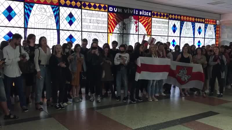 Студэнты спяваюць