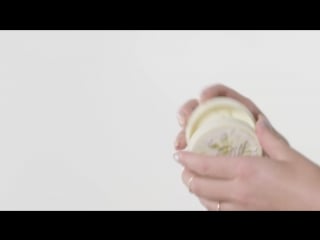 Ashley graham has the most organized little purse you’ll ever see | allure