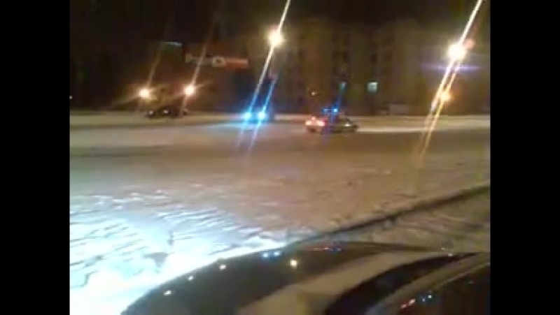 Совсем милицию не уважают))))))