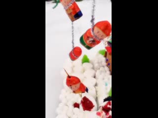 A shitty year, a shitty gingerbread house