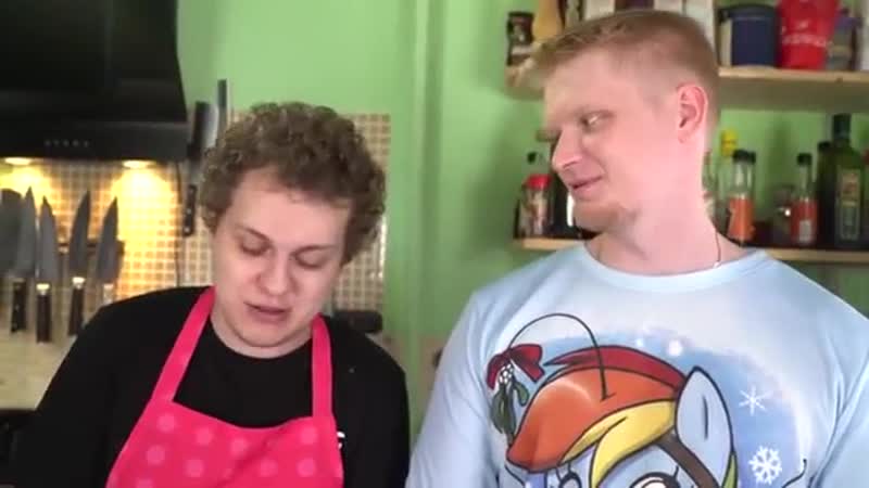 Хю обсуждает планы на групповуху (нежность сода запредельная!)