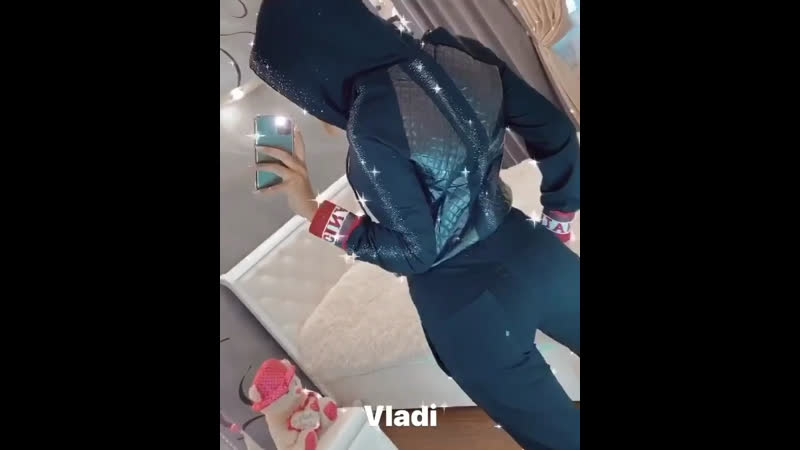 Чёрный с белым в наличии