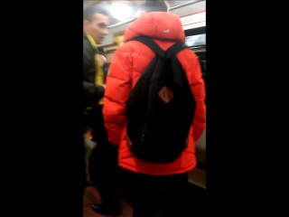 Дед пытался обезвредить молодые