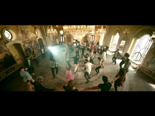 Katta kokrak bilan sariq porno