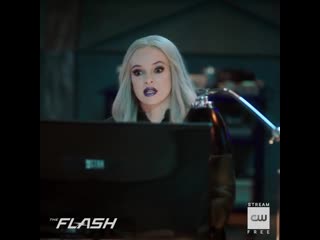 The flash | | grodd friended me scene