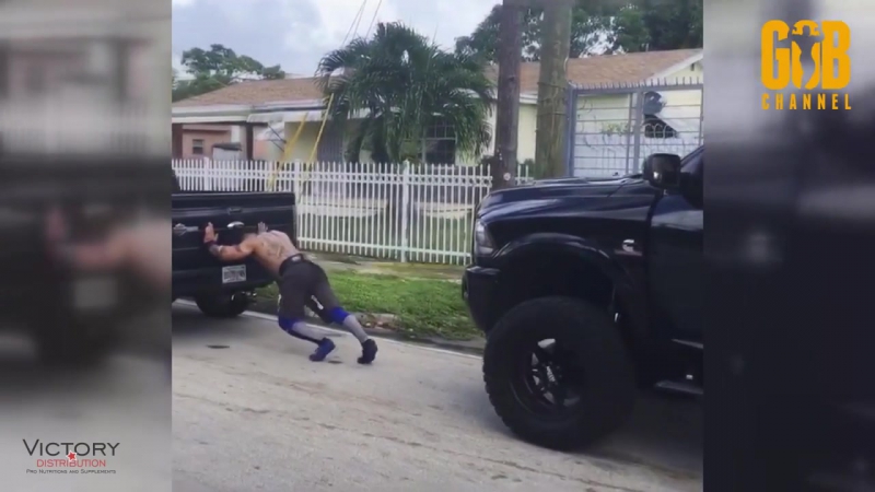 Морпех сша потянул два грузовика (gob channel)