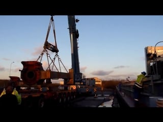 Grove gmk 6300 l sarens film 01 wmv