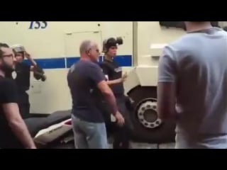 Турция разгон гей парада в стамбуле