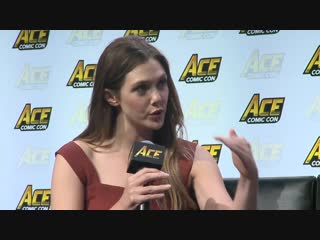 Paul bettany elizabeth olsen avengers panel with kevin smith ace comic con seattle