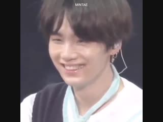 This is nyoomgie pls be careful he has fragile n very kind heart n likes to giggle