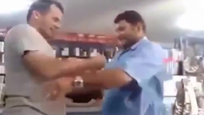 Просто нереальный силач