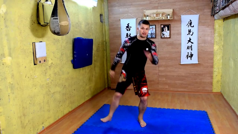 Маваши с прыжка в голову удар ножницы хай кик киокушинкай каратэ мма муай тай таэквондо fixgear