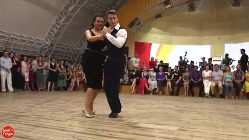 Yury shtykin natalia molokova, 4 4 (silueta porteña la 2x4 rosarina)
