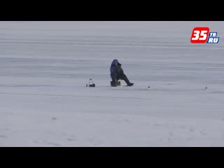 Выход на лёд рек разрешили сегодня в череповце