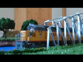 Ho scale mth c o locomotive with bachmann up with freight train