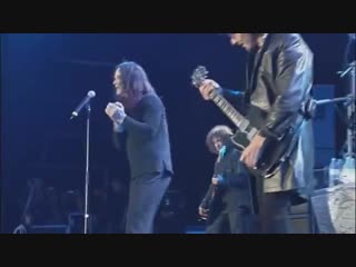 Black sabbath "war pigs" live at ozzfest 2005