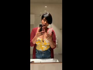 Oasi das bathroom selfie