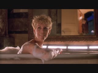 Джейми ли кёртис (jamie lee curtis nude scenes in "mother's boys" 1993)