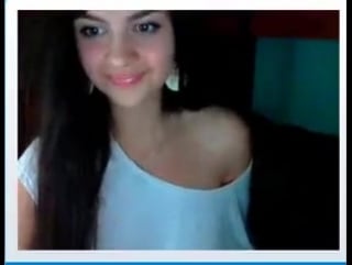 502 russian babe playing on cam