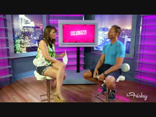 Ian ziering plays 90210 trivia game