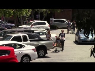 X17 exclusive emma stone and andrew garfield buying groceries, back together [warning language]