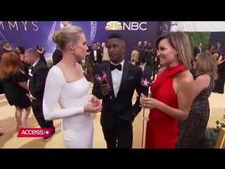 Emmys 2018 kristen bell says shell cry if her best friend good place co star ted danson wins youtube