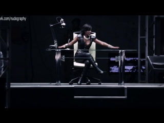 Грудь симон ван ройен (simone van rooyen) в фильме "смертельная гонка 3 ад" (porn race inferno, 2013, роэль рейн)