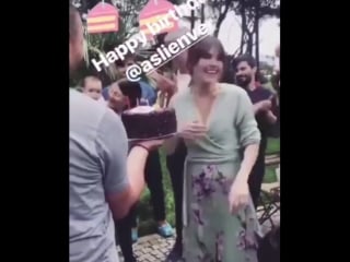 Asli \ istgelin set / за кадром