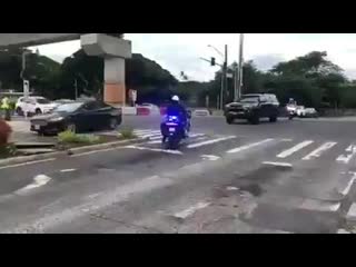 At least 3 people shot at pearl harbor naval shipyard; suspect down