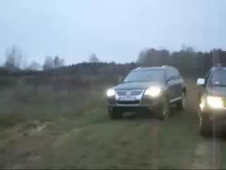 Nissan navara 2 5 dci vs vw touareg 3 0 tdi