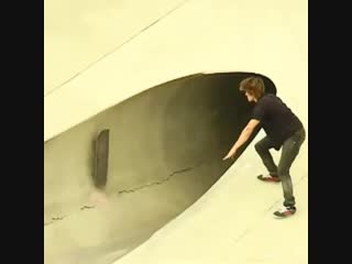This perfectly executed skateboard stunt