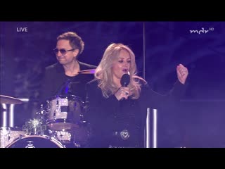 Bonnie tyler let's go crazy tonight (das grosse mdr osterfeuer 2019 2019 04 20)