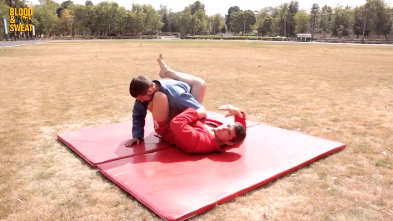 Самбо комбинация "обратный рычаг руки болевой на кисть" sambo reverse armbar &amp; wrist lock
