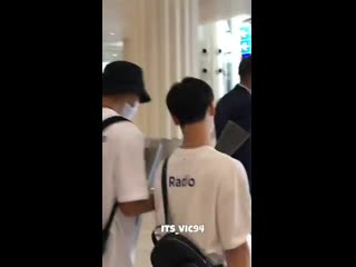 After fan gave lucas two flower bouquets he went to ten and gave him one