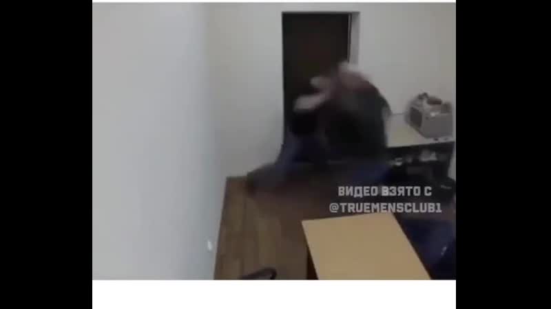 Развалил коллекторов 😂